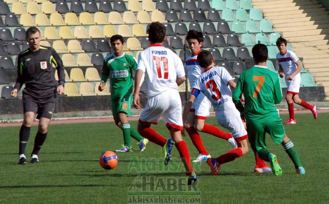 U-15 Türkiye Şampiyonasında, İlk Gün Maçlarında Damlaspor ve Sultanbeyli Rakiplerini Yendi 