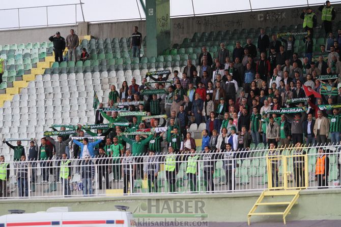 Akhisar Deplasmanında vurgun yedi 4-0