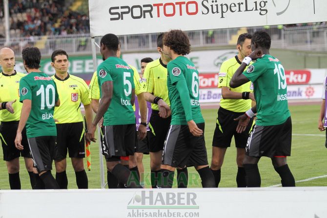 Akhisar Deplasmanında vurgun yedi 4-0