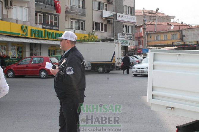 Trafik Ekiplerinden Kırmızı Işık İhlal Uygulaması