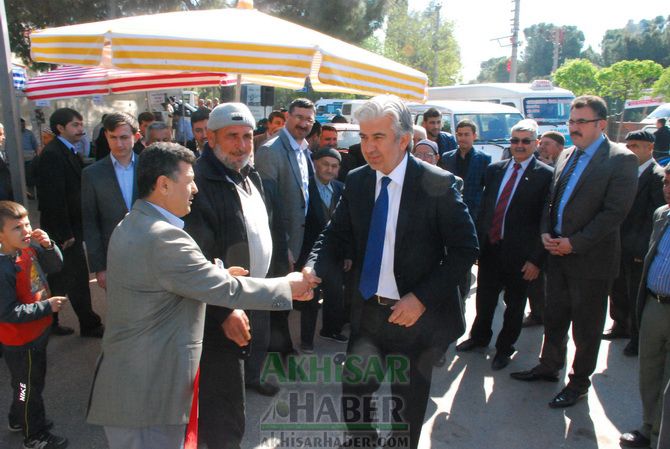 Gülbahçe, Hasbahçe, Gülbahar ve Yıldız Öğrenci Yurtları Hayır Çarşısına İlgi Yoğun Oldu