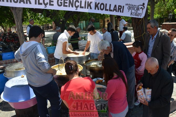 AK Partili Gençler Somalı Madencileri Unutmadı