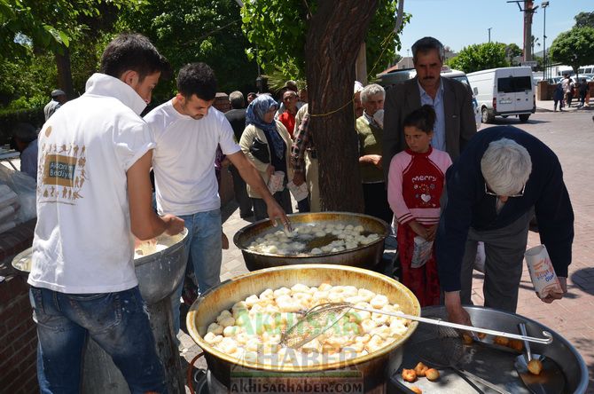 AK Partili Gençler Somalı Madencileri Unutmadı