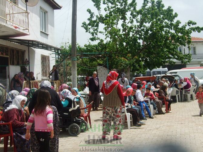 MHP Akçaalan ve Yenice Mahallesi Hayırlarında