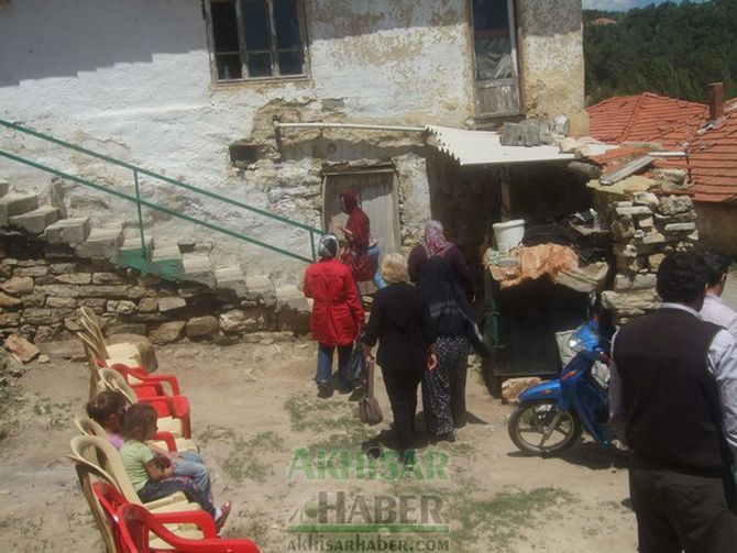 MHP’den Taziye Ziyareti