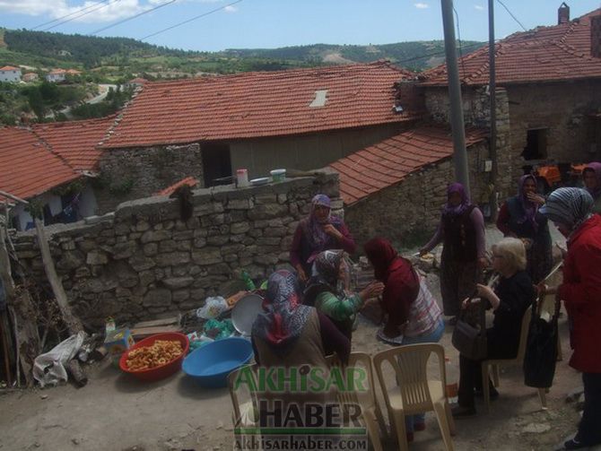 MHP’den Taziye Ziyareti