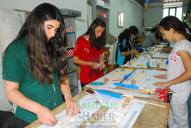 THK Akhisar Şubesi Maket Uçak Kursu Başladı