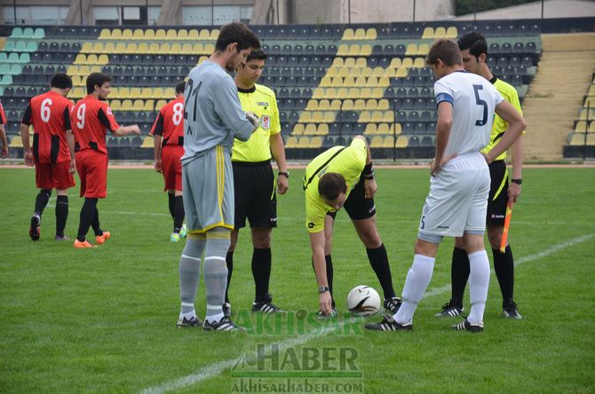 Akhisar'da Yapılan U19 Türkiye Şampiyonası'ndan İzmirspor Çıktı