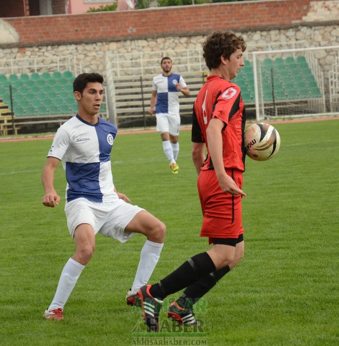 Akhisar'da Yapılan U19 Türkiye Şampiyonası'ndan İzmirspor Çıktı