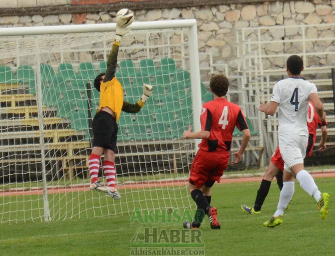 Akhisar'da Yapılan U19 Türkiye Şampiyonası'ndan İzmirspor Çıktı