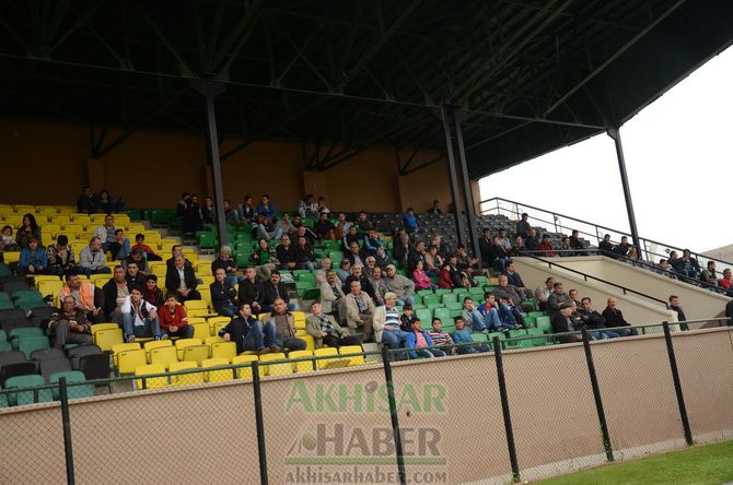 Akhisar'da Yapılan U19 Türkiye Şampiyonası'ndan İzmirspor Çıktı